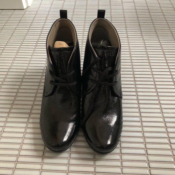 Ecco Black Patent Leather Booties - Picture 3 of 7